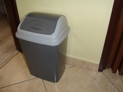 Kosz na śmieci, pojemnik na odpady