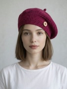 Wiosenny beret damski z antenką ręcznie robiony bawełna one size amarant