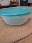 Sprzedam oryginalny pojemnik Tupperware o pojemności 600 ml.