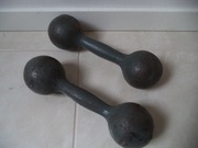Stare hantle żeliwne vintage 2 x 4,25 kg