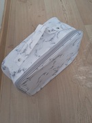 Pojemna kosmetyczka damska 