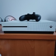 Konsola xbox one S 1 tb