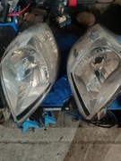 Zestaw przednich reflektrorów, lampy przednie TOYOTA YARIS 2006/2009