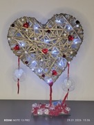 Stojące serce podświetlane niebieskimi ledami 