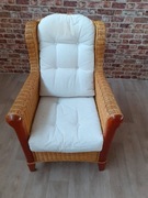 Fotel rattanowy z poduszkami