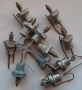 BZP620C11  DIODA ZENERA 11V 3A CEMI BZP620 C11