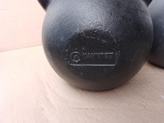 Kettlebell KAWMET 20kg obciążenie żeliwne hantle 