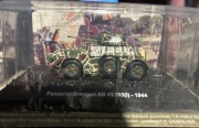 Panzerspohwagen AB 43- Amercom  1:72