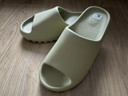 Yeezy Slides Resin - EU 44 / US 10