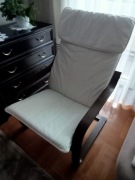 Fotel bujany do pokoju 