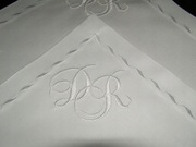 SERWETKI OBIADOWE ADAMASZKOWE Z MONOGRAMEM 34/34