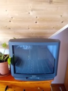 Telewizor Sony z 1997 roku.