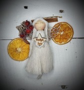 Aniołek zawieszka na choinkę lub na prezent.