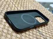 iPhone 16Pro Etui zieleń zbita szybka