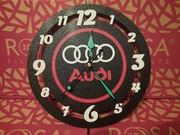 Zegar ścienny z logo Audi FLUO