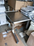 Stolik chirurgiczny  typ Mayo 