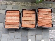 Cegła stara cięta 
