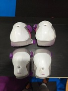 Dwie pary ochraniaczy dziecięcych na kolana oxelo