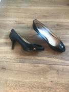 Lakierowane szpilki Michael Kors