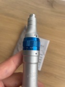 Dermapen pulsacyjny do mezoterapii mikroigłowej CharmMedi Mikroigłowa