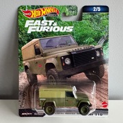 Hot Wheels Premium 1:64 LAND ROVER DEFENDER 110 HARD TOP 