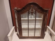 Szafka wiszaca antyczna