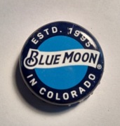 KAPSEL  > BLUE MOON < ? VII