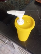 Dozownik do sosów Tupperware - Vintage - Made in Belgium - Żółty