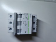 Wyłacznik nad prądowy 3 p B20