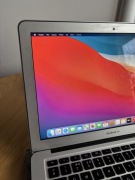 Mac Book Air 13 inch 1.4Ghz intel Core i5 256 GB