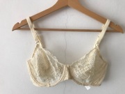 Koronkowy miękki biustonosz Intimissimi Sveva D75 ecru