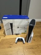 PS5 Slim z napędem + pad  (1TB CFI-2116 ) gwarancja 20/10/2026