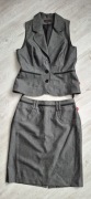[]. Urocza Elegancka Garsonka 38