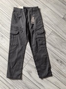 Spodnie chłopięce r. 140