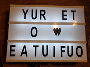 podświetlana tablica + literki 30x22 cm stan bdb-