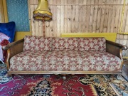 Sofa w stylu chippendale.Lata 20/30 ubiegłego wieku.