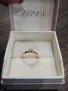 Pierścionek z brylantem Apart