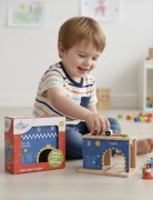 Garaż policja do kolejki drewnianej 2w1 drewniany