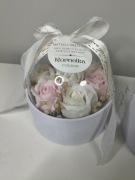 Podziękowanie dla chrzestnych Komunia Chrzest flower box kopułka z róż 