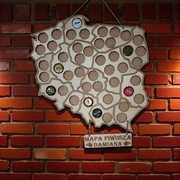 DREWNIANA MAPA POLSKI NA KAPSLE