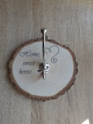 Wieszak ścienny na ubrania. Home sweet home. 