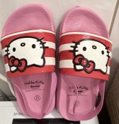 Klapki kapcie basen Hello kitty dziecięce 