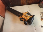 Akumulatorowa dmuchawa do liści śniegu wentylator dewald DCMBL562  200 km/h