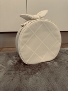 Kosmetyczka biała kuferek na kosmetyki Estee Lauder