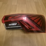 SKODA OCTAVIA IV LAMPA TYLNA PRAWA W BŁOTNIK LED EUROPA