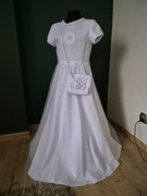 Piękna Suknia Komunijna