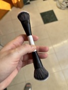 Pędzelek Makeup by Mario F4