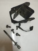 audi 80 b4 lewe mocowanie zderzaka przedniego kompletne z śrubami