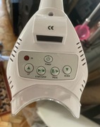 Lampa do wybielania zębów. 