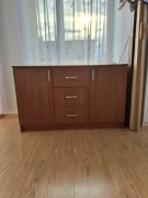 Komoda z półkami i szufladami 
